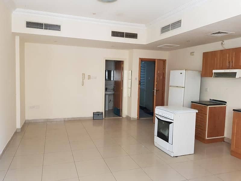 MONTHLY PAYMENTS!!STUDIO FLAT ONLY 16K