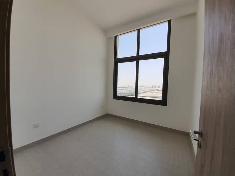 2 Spacious 2 bed with huge balcony on sale in Town square
