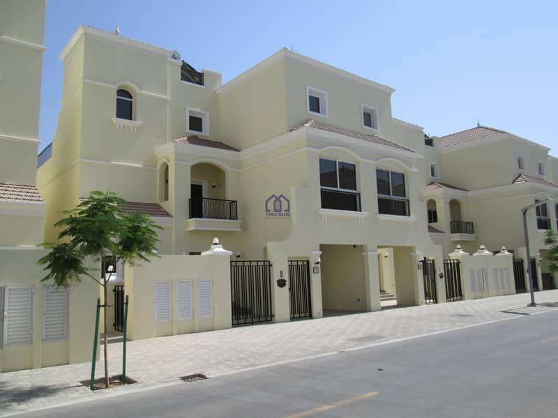 BAYTI HOMES FOUR BEDROOM VILLA NEAR POOL AREA