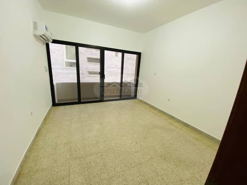 10 Villa in Al Karamah | Well Maintaine & Good Location | With Spaacious Front Yard | Four 4 Bedrooms. . !