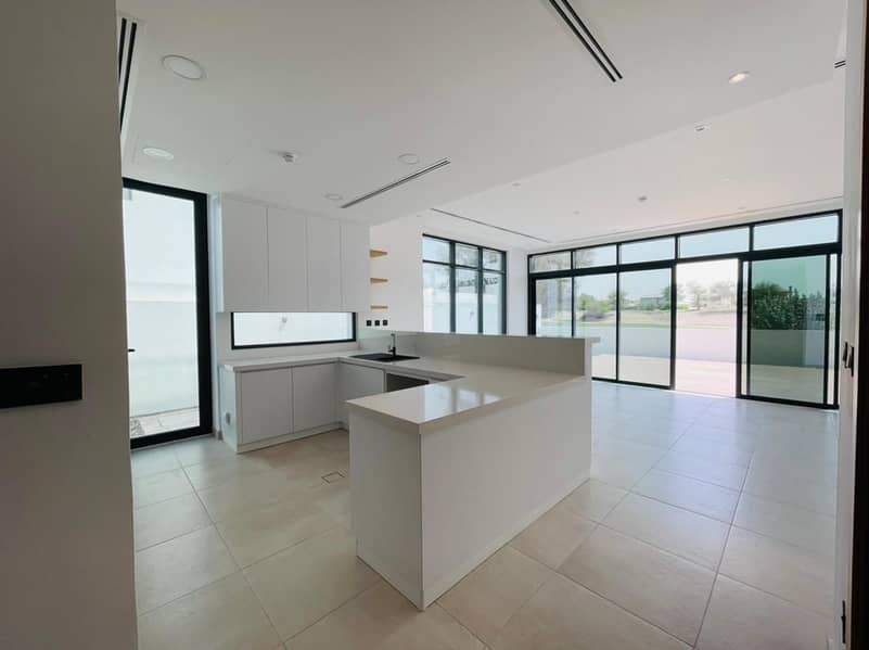 Spacious | Contemporary | Golf course