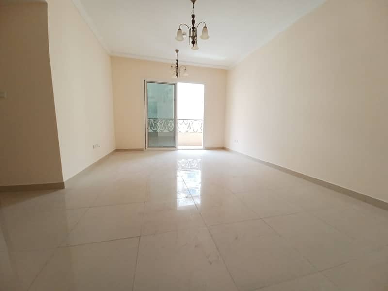 Квартира в Мувайли Коммерческая，Здание Аль Хур, 2 cпальни, 36000 AED - 5400668