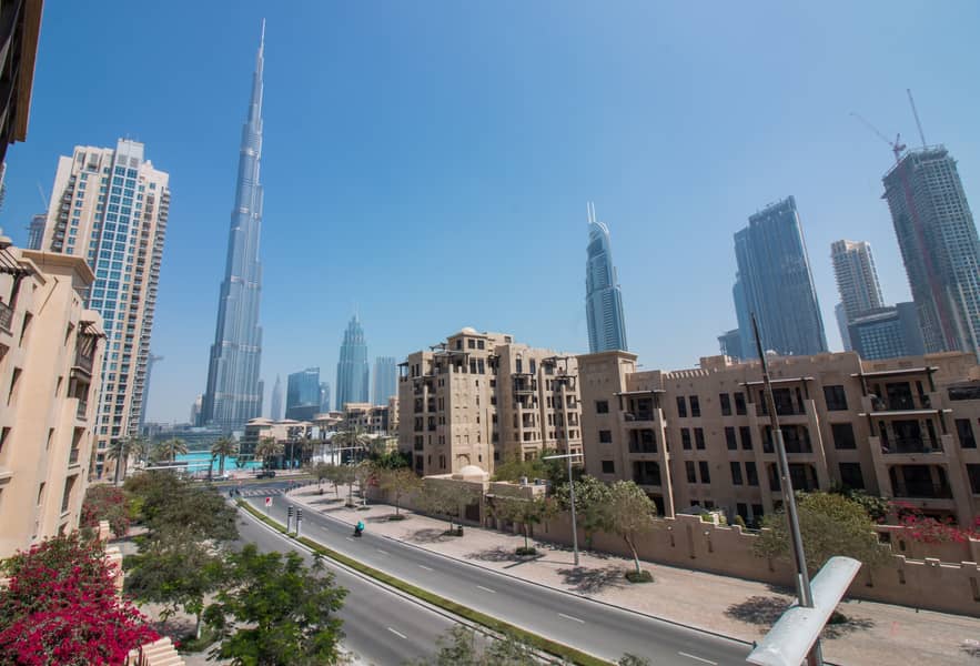 Walking distance to Dubai Mall | Full Burj Khalifa View!!