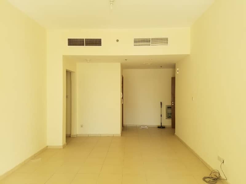 1BHK for Rent in Ajman One with Close Kitchen