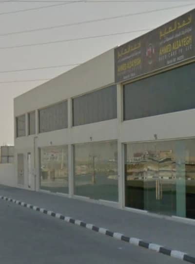 Warehouse for Sale in Industrial Area, Sharjah - For sale gallaries and warehouses in industrial area 18 / Sharjah 6 years old special location  Maliha main road