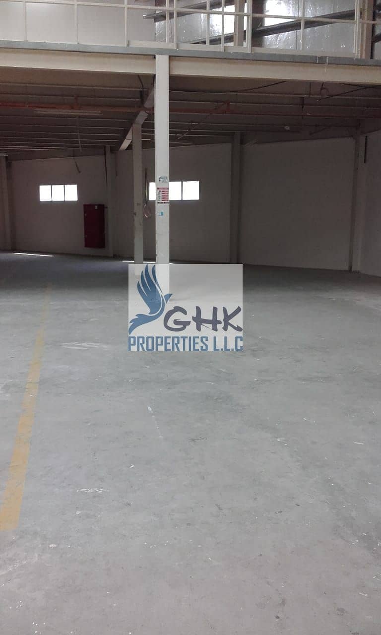 3900 sqft commercial warehouse in Al Qusais with Mezzanine