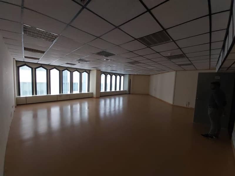 207 sqft Fully Furnished office Chiller Free-Near Metro Station