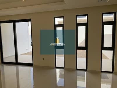 3 Bedroom Villa for Rent in DAMAC Hills 2 (Akoya by DAMAC), Dubai - Large Garden, Maids + Storage | Brand New | New lights