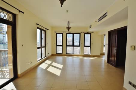 3 Bedroom Apartment for Rent in Old Town, Dubai - 3BR+Maid , Fitted Kitchen ,1 Month Rent Free, Chiller Free