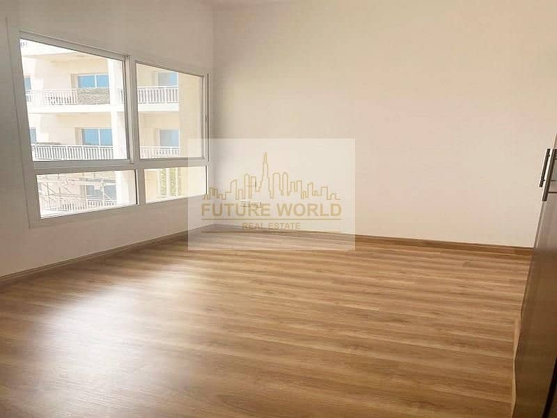 BEST DEAL | STUNNING APARTMENT| IMMACULATE CONDITION