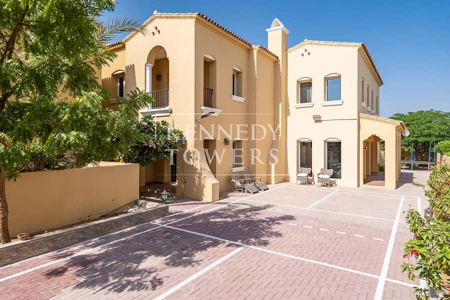 Private Courtyard | Large Layout | Ideal Location