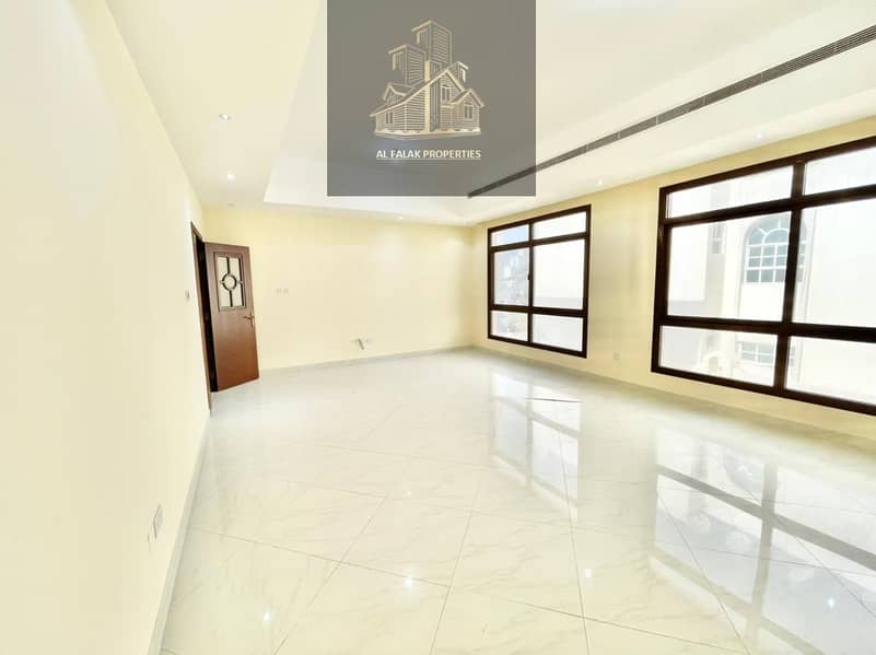 Квартира в Аль Мушриф, 3 cпальни, 80000 AED - 5455434