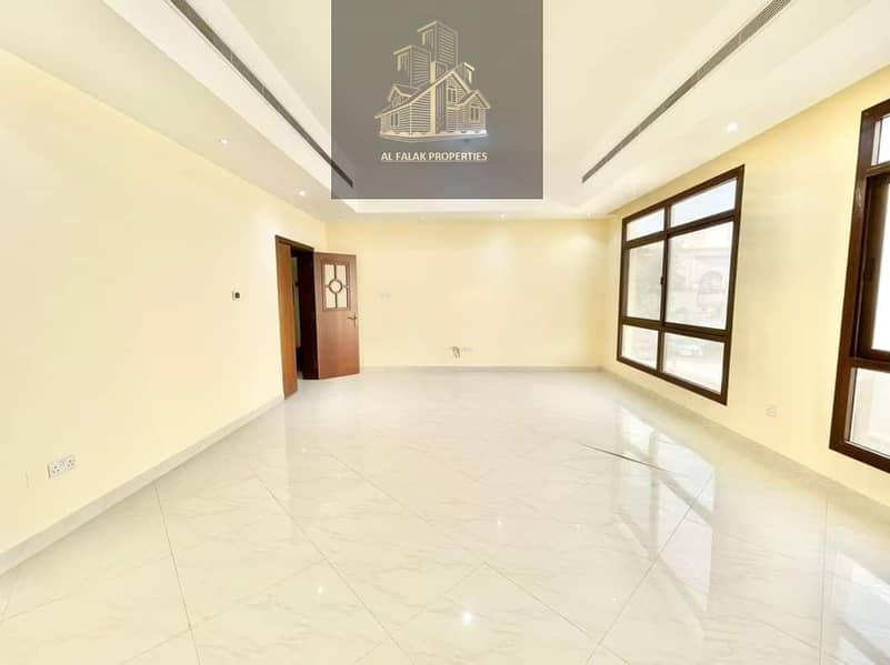 Квартира в Аль Мушриф, 3 cпальни, 80000 AED - 5507984