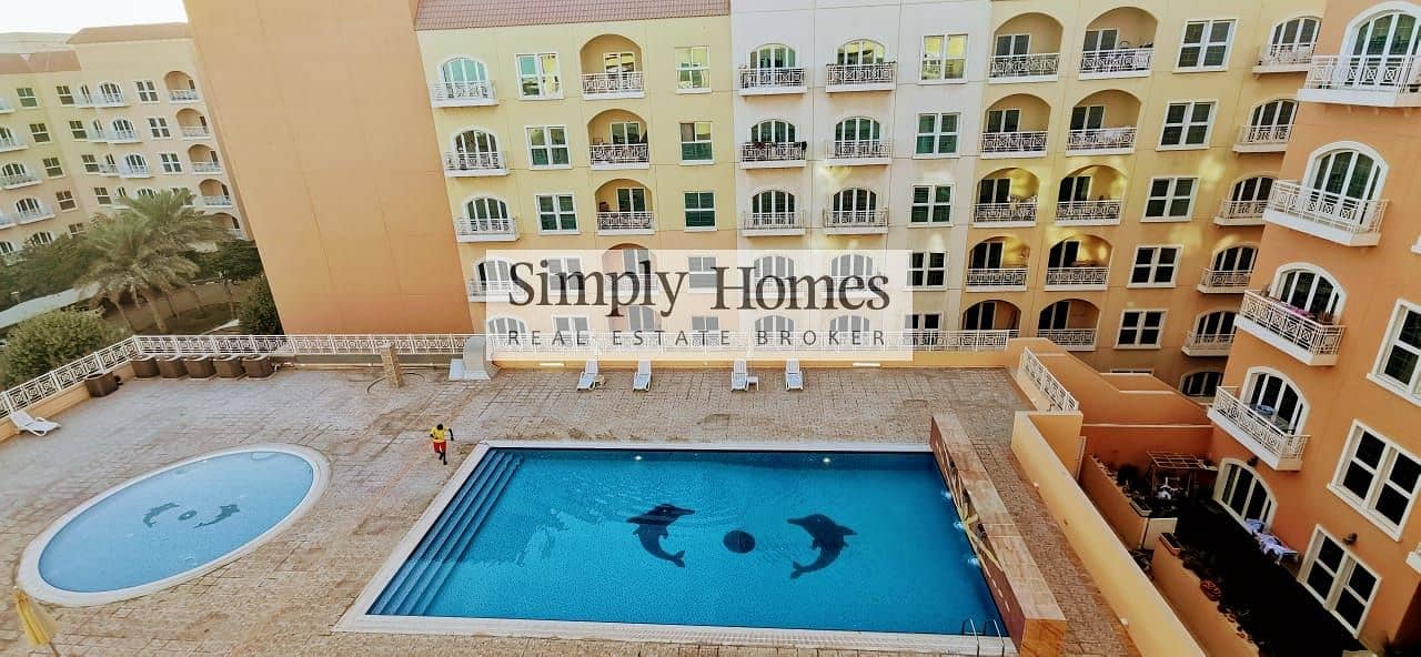 Spacious 1 BR Apart. / Pool View / Vacant