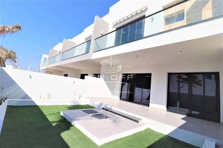 Direct From  Owner | All Bedrooms Ensuites |  Corner Villa