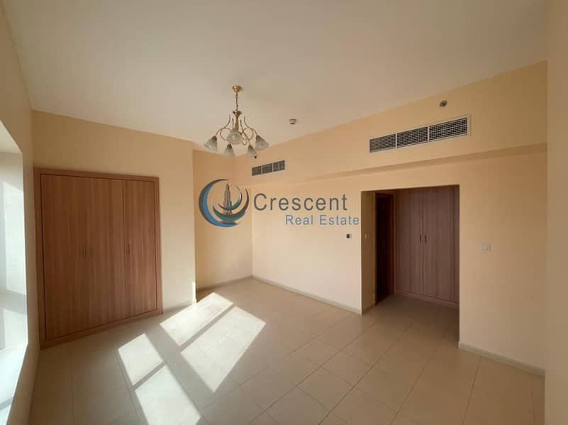 位于迪拜公寓大楼，萨奇-桑多斯公寓 2 卧室的公寓 41999 AED - 5513077