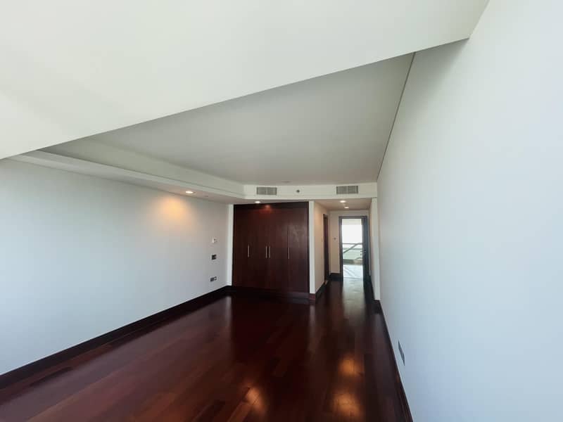 Luxuary 3Br Duplex Apartment for SALE in Jumeirah Living Luxuary 3Br Duplex Apartment for SALE in Jumeirah Living