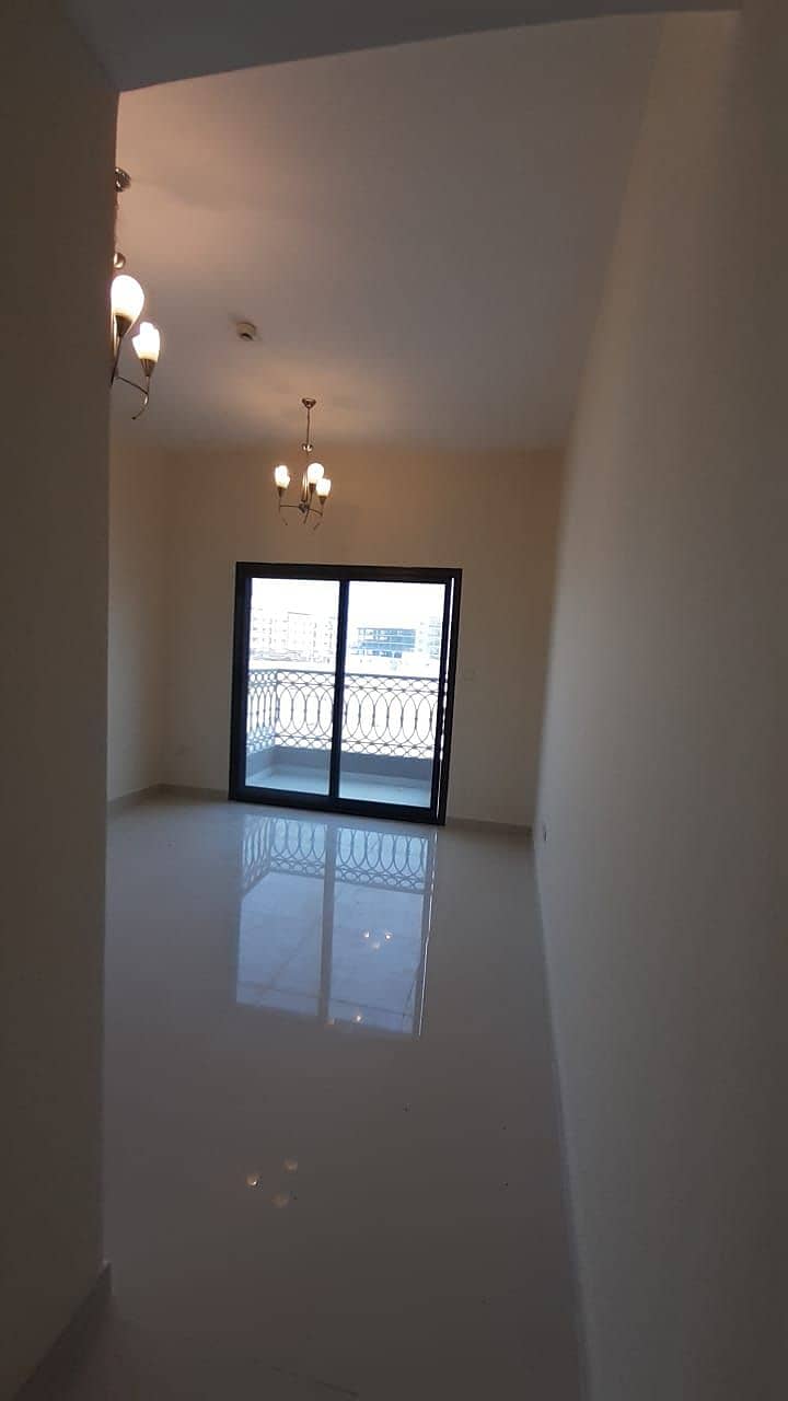 ONLY RENT  39K 2 BED/HALL WITH 4 CHQS CLOSED KITCHEN, BALCONY, WARDROBE, PARKING