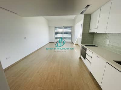 Studio for Rent in Yas Island, Abu Dhabi - Spacious Studio W/Partial Sea & Golf View| Multiple Payments
