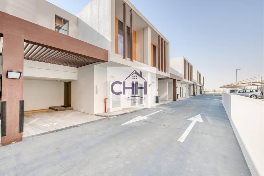 44 Very Elegant and New Townhouse in The Pulse close to Expo Dubai
