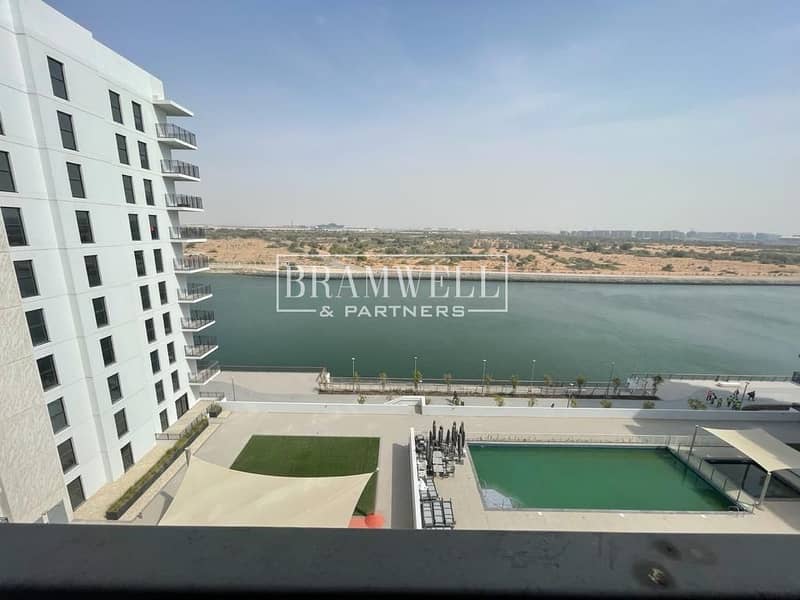 Full Canal View ! Spacious 2 Bedroom Unit!