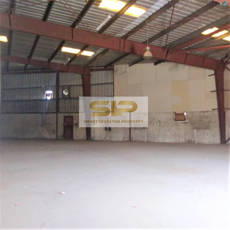 Warehouse on Prime location for rent in Al Qusais 3