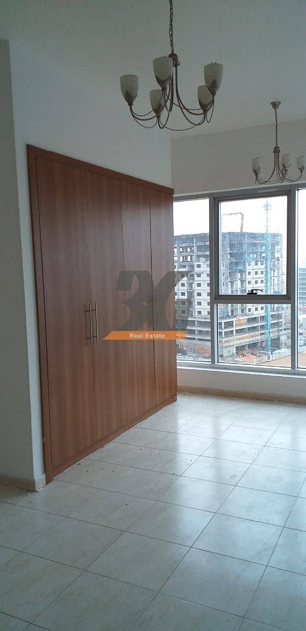 2 Huge Studio for Rent in Skycourts Tower D