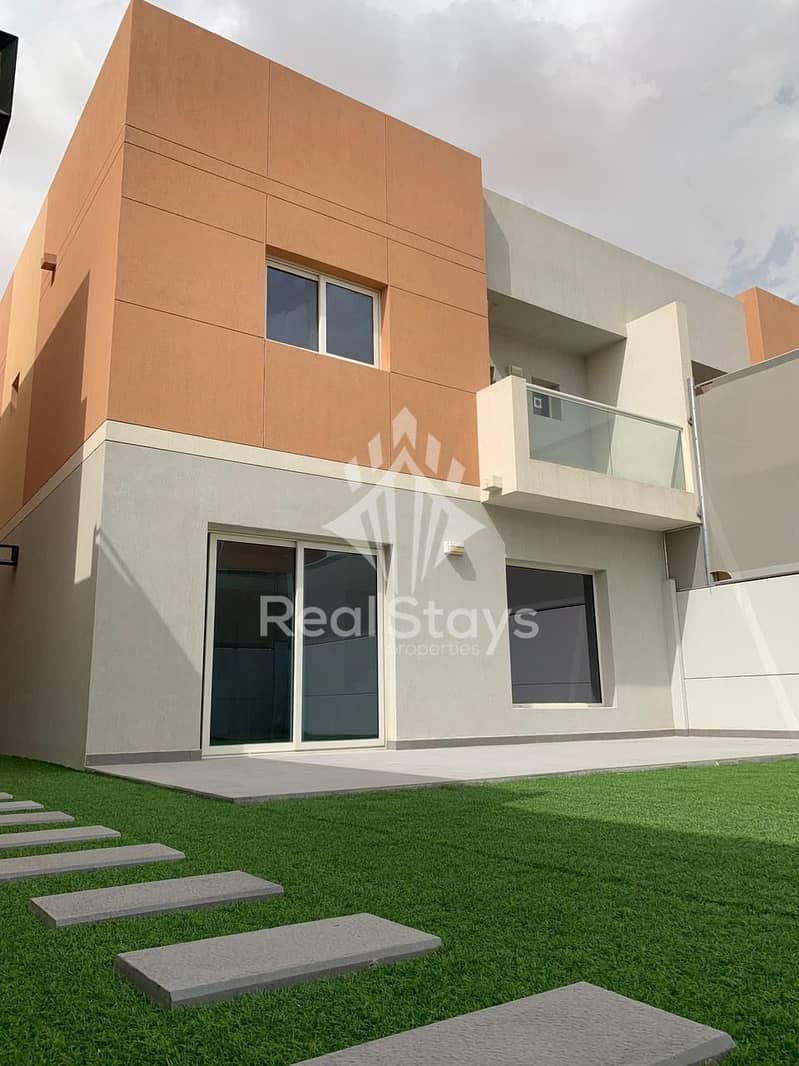 BEST LOCATION  in ALREEF2 - READY TO MOVE 3BR+1