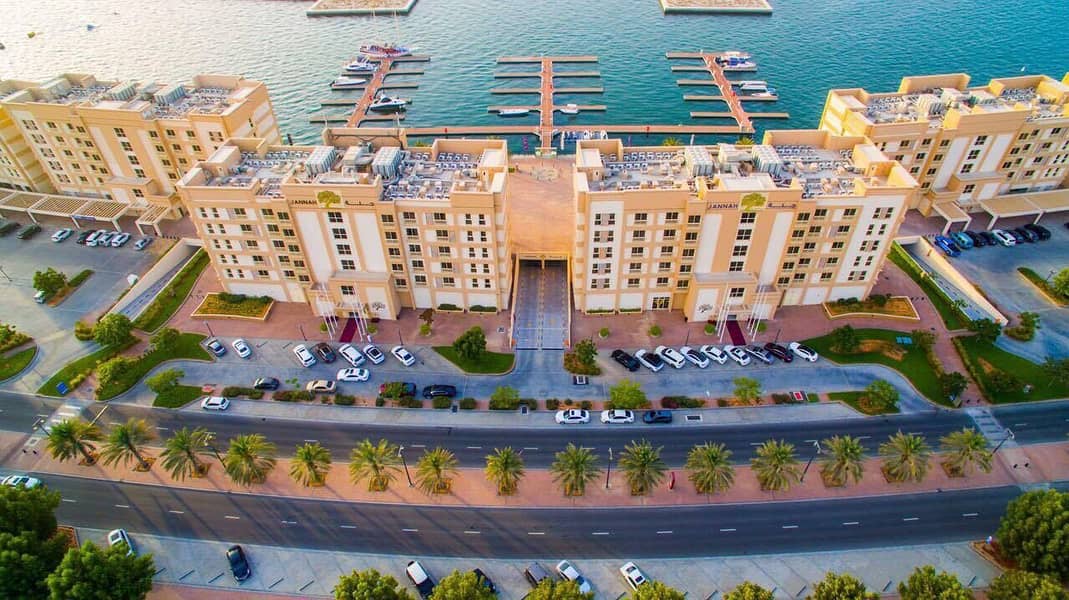 位于阿拉伯港，哈伊马角珍娜度假村和别墅 1 卧室的酒店式公寓 7000 AED - 5432302