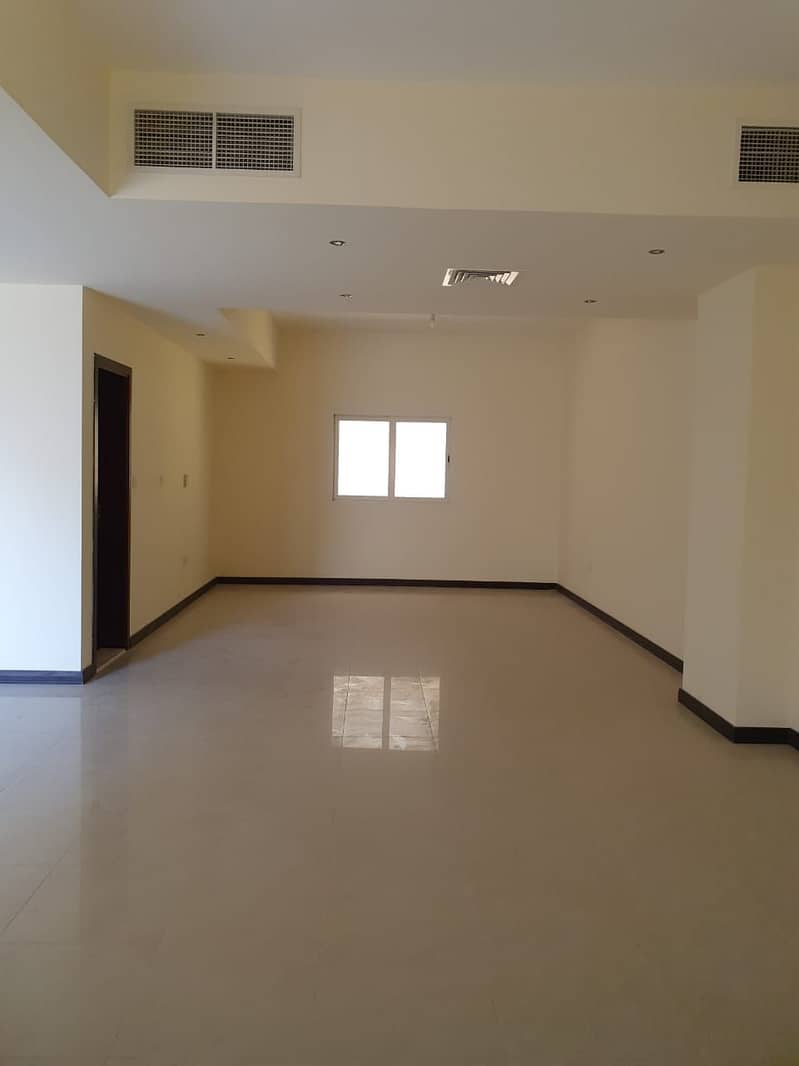 Hot Offer 4 bedroom available for rent in al barashi rent 85k in 4 payment ready to move with maid room