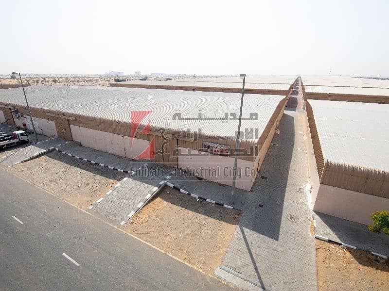 4 20 AED/sq. ft  - Direct from Owner Warehouse in Al Sajaa