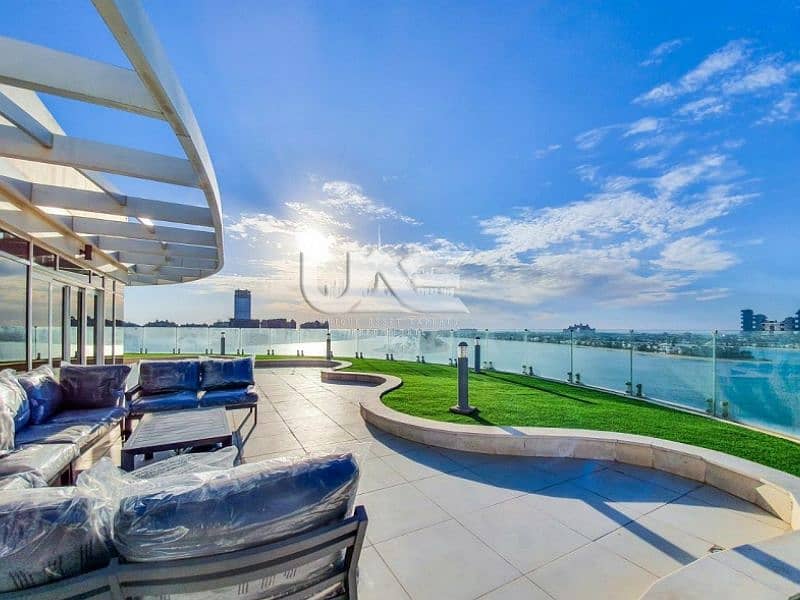 Furnished 4 BR Penthouse with Private Pool - Direct Access to Beach