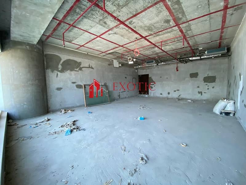 4 Unfurnished | Office Space For Sale | Lake View