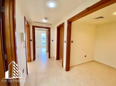 شقة 1 غرفة نوم للايجار في الحصن، أبوظبي - شقة في برج الرماح الحصن 1 غرف 55000 درهم - 5185714
