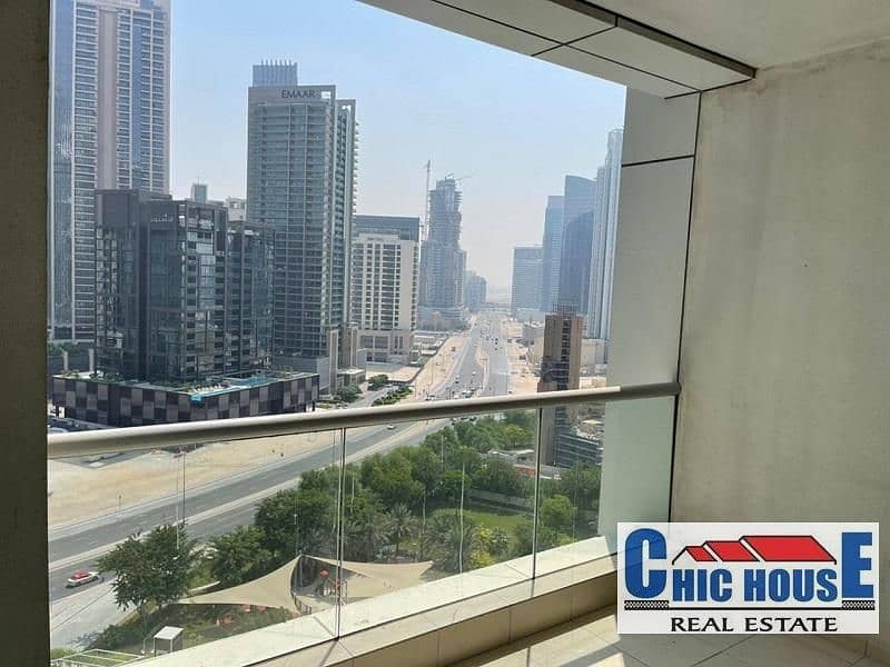 Spacious 2br|Executive Tower| Business Bay & Pool & Partial Shaikh Zayed Road View