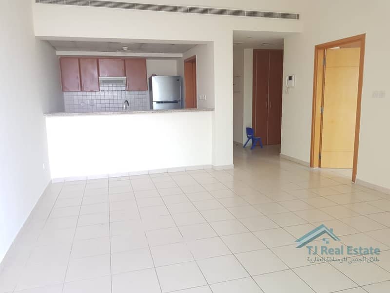 OPEN VIEW ! 1BHK ! ARTA 4 READY TO MOVE IN !