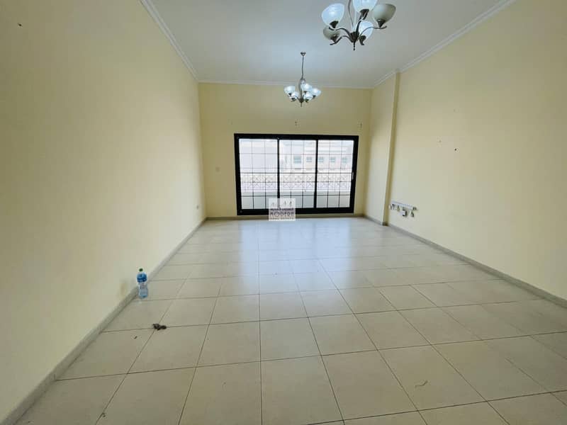 spacious 1 bedroom apartment is available in al Hudeiba