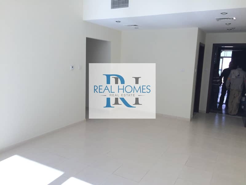 شقة في رويال ريزيدنس 2 رويال ريزيدنس مدينة دبي الرياضية 2 غرف 550000 درهم - 4683981 شقة في رويال ريزيدنس 2 رويال ريزيدنس مدينة دبي الرياضية 2 غرف 550000 درهم - 4683981
