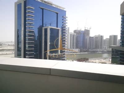 1 Bedroom Apartment for Sale in Business Bay, Dubai - Huge 1 Bedroom with Canal View