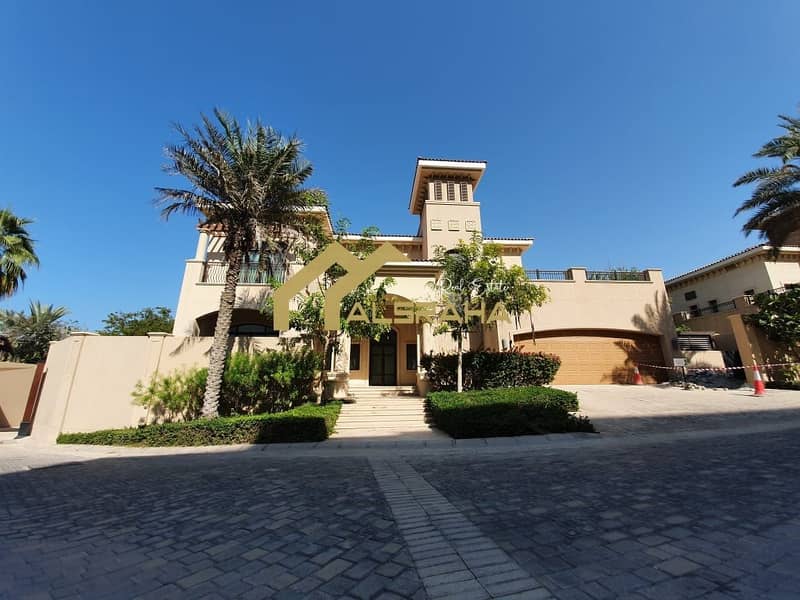 Luxurious Modern Sea And Golf With A swimming pool Vacant Ready to move in.