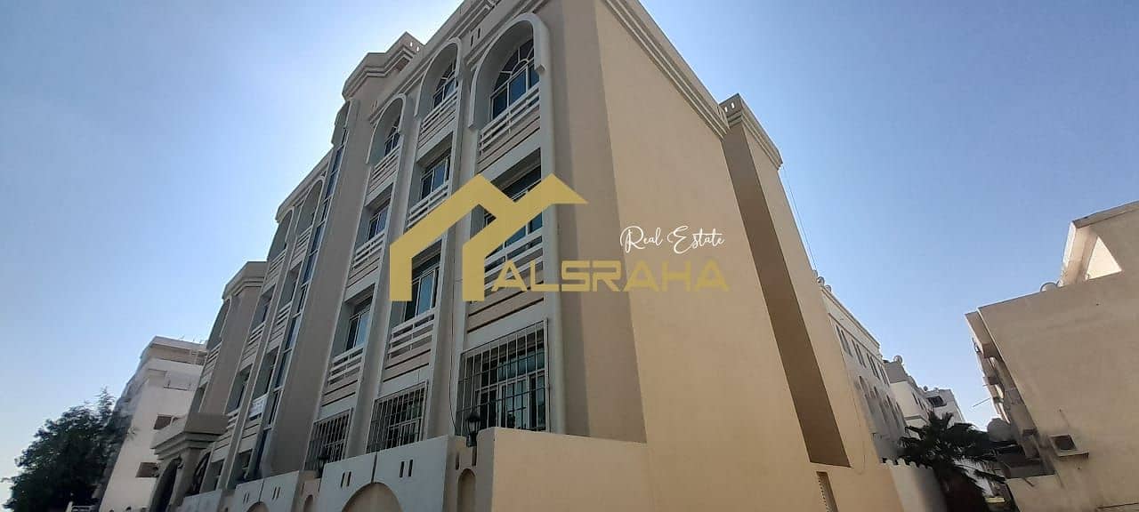 Квартира в Аль Манасир, 4 cпальни, 80000 AED - 5547340