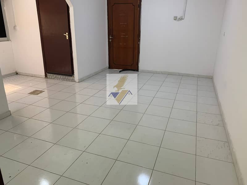 SPACIOUS  STUDIO  WITH FREE WATER & ELECTRICITY IN  NAJDA 32000