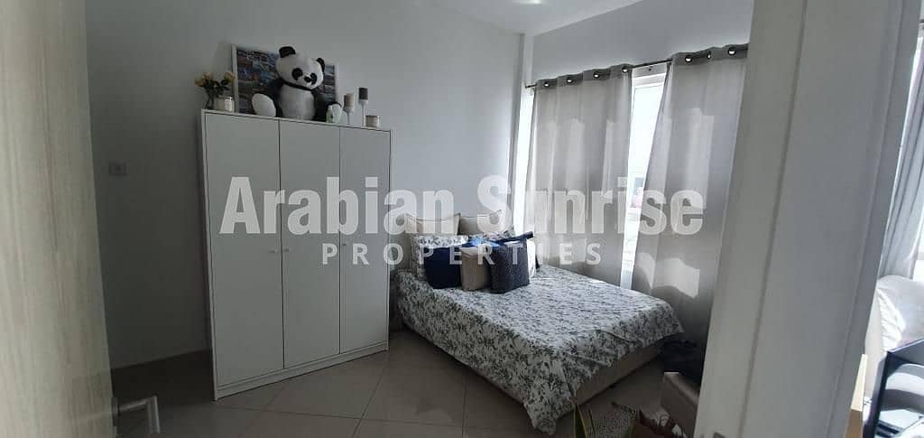 6 Invest Now! High Floor Apt with Sea View