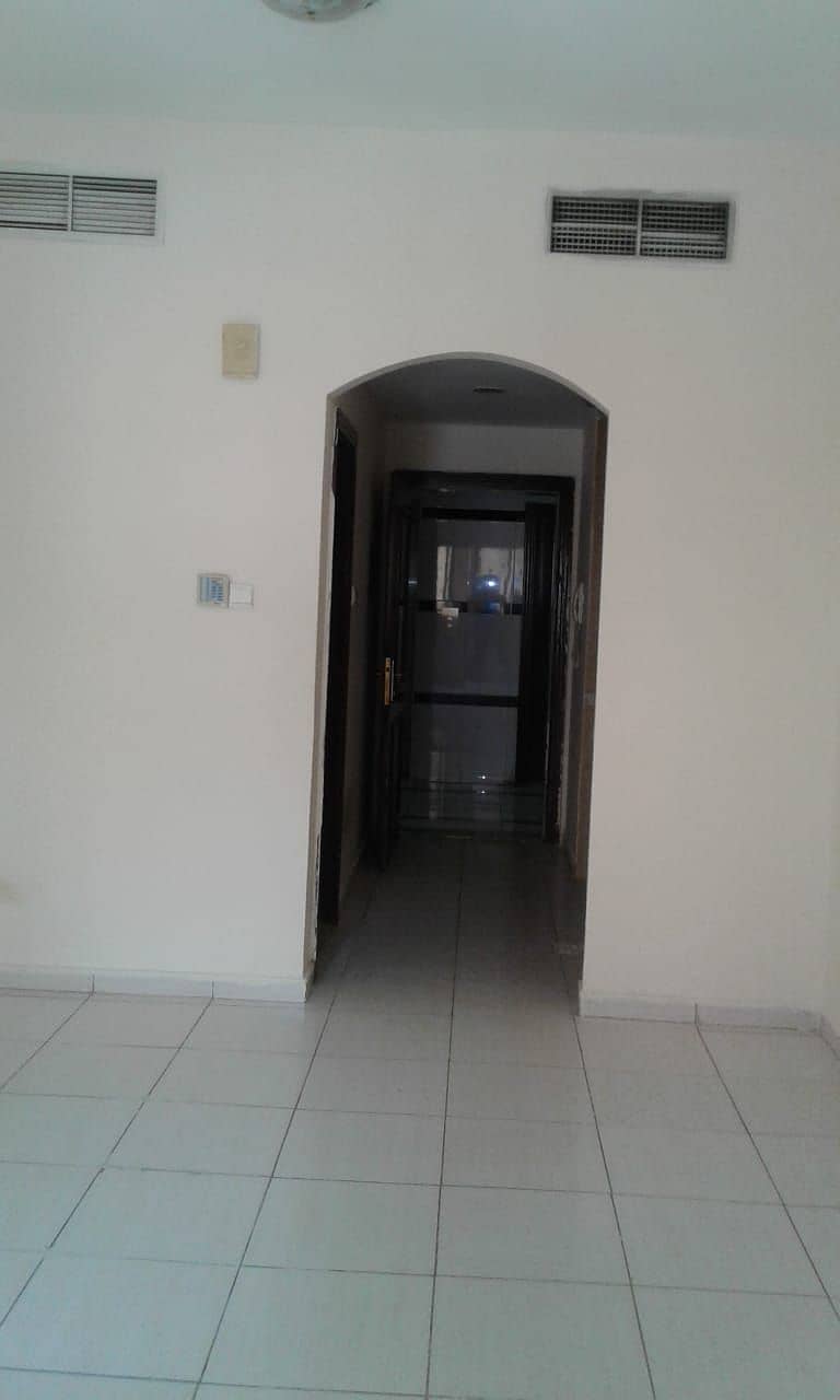 شقة في النعيمية 2،النعيمية 1 غرفة 16000 درهم - 5401160