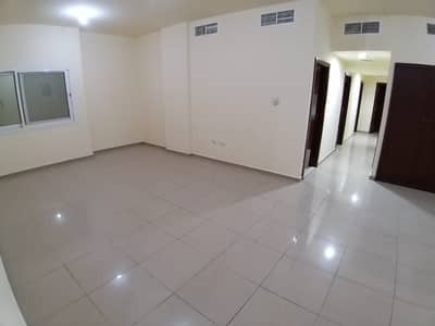 Building for Rent in Mussafah, Abu Dhabi - FULL BUILIDNG FOR STAFF MUSAFFA AND ABUDHBAI