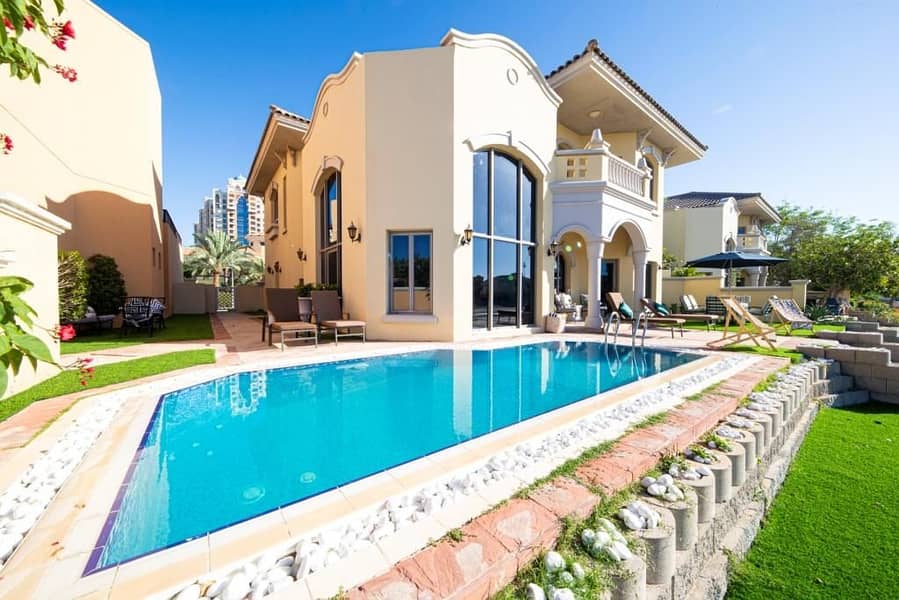 Luxury Villa | Modern Style } Beach Front