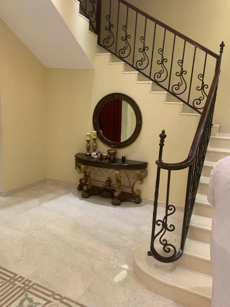 Super Lux villa for rent in Al warqaa 3 master bed room maids room ready to move