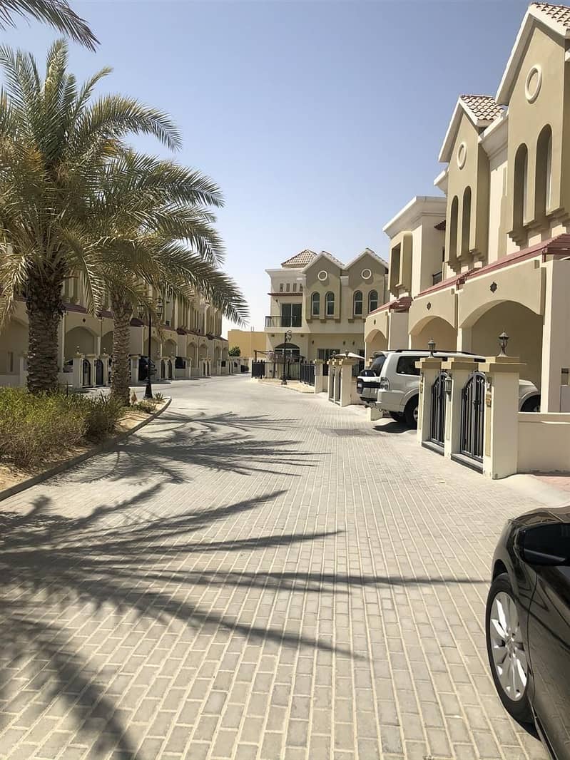 位于迪拜工业园住宅区，撒哈拉草原主题公园 3 卧室的别墅 670000 AED - 4797378