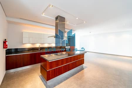 شقة 2 غرفة نوم للايجار في مركز دبي المالي العالمي، دبي - شقة في مركز دبي المالي العالمي 2 غرف 215000 درهم - 5472654