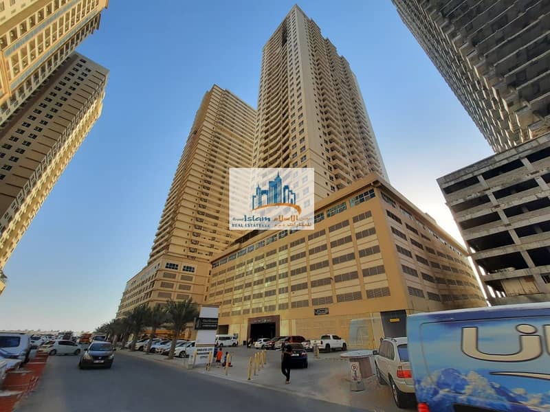 شقة في برج الزنبق،مدينة الإمارات‬ 1 غرفة 17000 درهم - 5125868